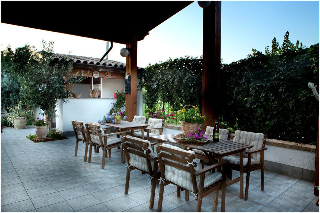 Ai Parchi Dei Parrini Bed & Breakfast Partinico Ngoại thất bức ảnh