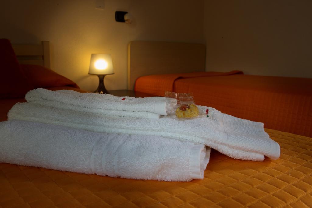 Ai Parchi Dei Parrini Bed & Breakfast Partinico Ngoại thất bức ảnh